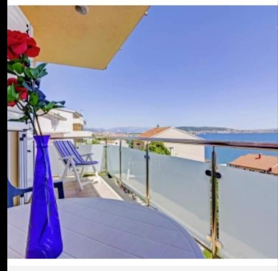 Apartmani Gizela Seget Donji Bagian luar foto